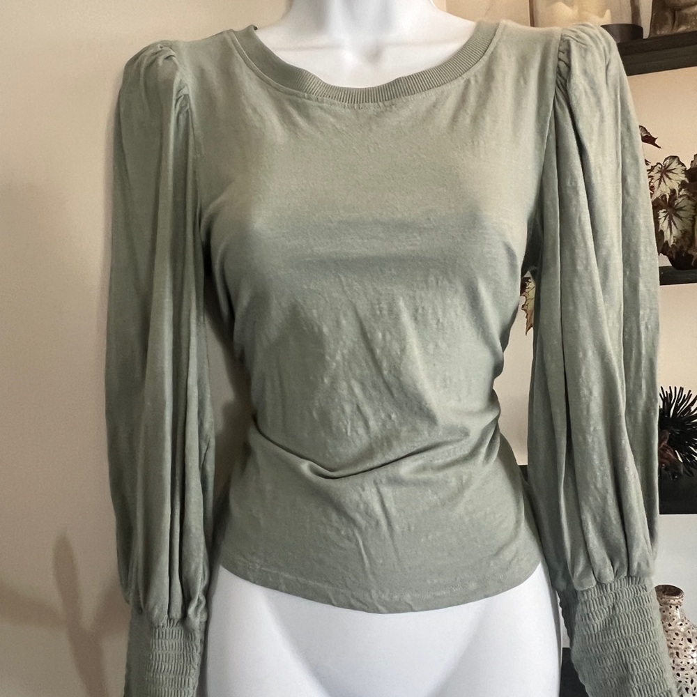 Pomander Place Green Puff Long Sleeve Blouse